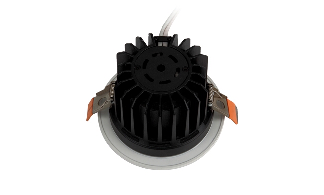 華輝照明專業(yè)LED筒燈廠家,標(biāo)準(zhǔn)的流程與質(zhì)檢程序確保COB筒燈質(zhì)量穩(wěn)定如一。 華輝照明專業(yè)LED筒燈廠家,標(biāo)準(zhǔn)的流程與質(zhì)檢程序確保COB筒燈質(zhì)量穩(wěn)定如一。