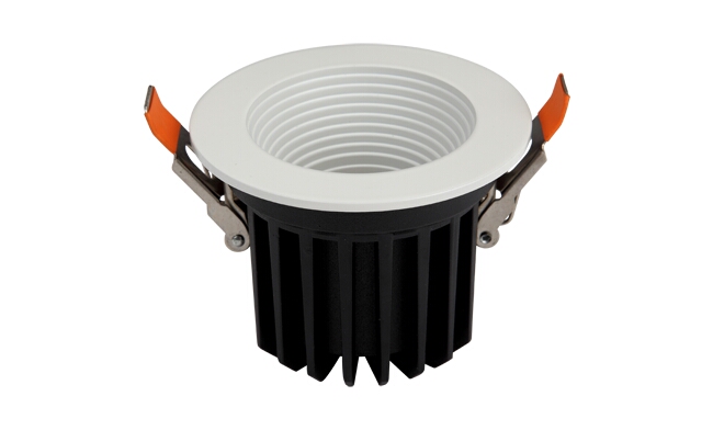 華輝照明LED筒燈驅動為恒流隔離外置驅動,便于安裝維護,與光源板實現完美匹配。 華輝照明LED筒燈驅動為恒流隔離外置驅動,便于安裝維護,與光源板實現完美匹配。