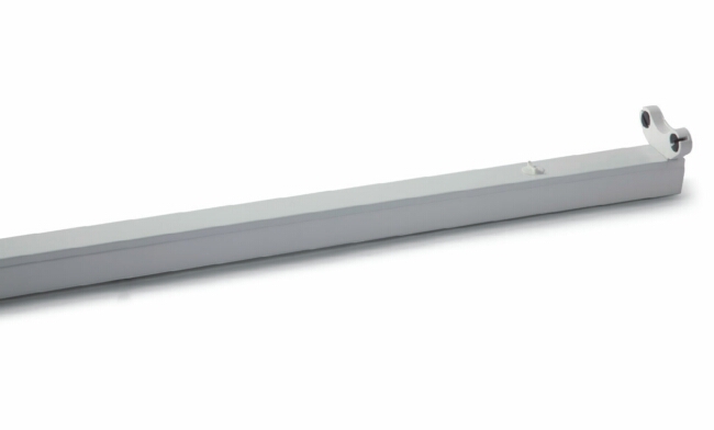 華輝照明專業生產LED燈管支架，全國行業領先，服務過全國各類工程達2000家。