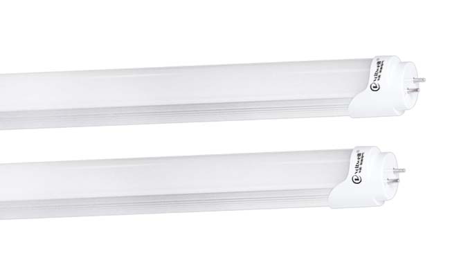 5.	華輝照明車間有200多臺大型沖壓設備，30條全自動化格柵燈組裝生產線。強大制造LED格柵燈盤廠家,產品有T8格柵燈盤，T5格柵燈盤，明裝格柵燈盤，暗裝格柵燈盤