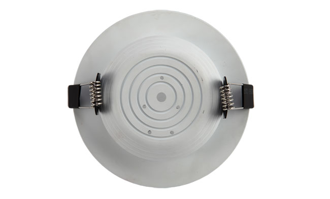 華輝照明專業(yè)LED筒燈廠家,標(biāo)準(zhǔn)的流程與質(zhì)檢程序確保COB筒燈質(zhì)量穩(wěn)定如一。 華輝照明專業(yè)LED筒燈廠家,標(biāo)準(zhǔn)的流程與質(zhì)檢程序確保COB筒燈質(zhì)量穩(wěn)定如一。