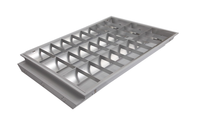 1.	華輝照明專業(yè)LED格柵燈盤廠家,產(chǎn)品有T8格柵燈盤，T5格柵燈盤，明裝格柵燈盤，暗裝格柵燈盤，是一家集研發(fā)、生產(chǎn)、銷售于一體的綜合性LED室內(nèi)照明生產(chǎn)服務(wù)商。