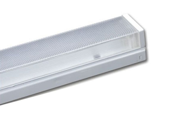 T8燈管支架 1x20W 電感/電子 扁方型棱晶罩支架/單支645x100x88mm T8燈管支架 1x20W 電感/電子 扁方型棱晶罩支架/單支645x100x88mm