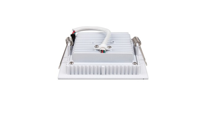 華輝照明成立于1987年,是一家專業(yè)生產(chǎn)面板燈,led面板燈,面板燈廠家,直發(fā)光面板燈,側(cè)發(fā)光面板燈的大型企業(yè)。 華輝照明成立于1987年,是一家專業(yè)生產(chǎn)面板燈,led面板燈,面板燈廠家,直發(fā)光面板燈,側(cè)發(fā)光面板燈的大型企業(yè)。