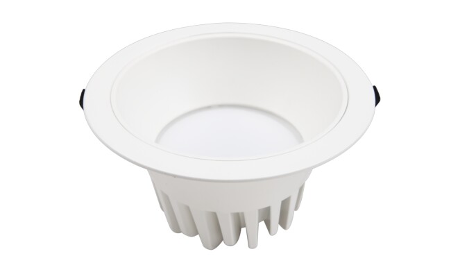 華輝照明LED筒燈驅動為恒流隔離外置驅動，便于安裝維護，與光源板實現完美匹配。