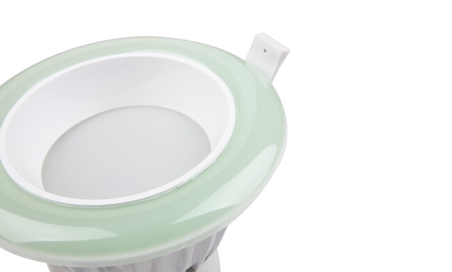 華輝照明專(zhuān)業(yè)生產(chǎn)LED筒燈,COB筒燈,全國(guó)行業(yè)領(lǐng)先,服務(wù)過(guò)全國(guó)各類(lèi)工程達(dá)2000家。 華輝照明專(zhuān)業(yè)生產(chǎn)LED筒燈,COB筒燈,全國(guó)行業(yè)領(lǐng)先,服務(wù)過(guò)全國(guó)各類(lèi)工程達(dá)2000家。