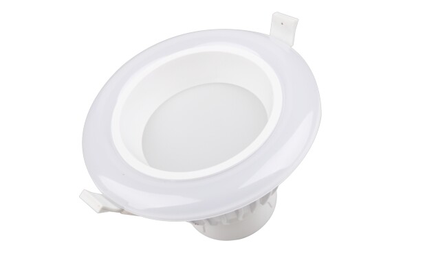 華輝照明專業(yè)LED筒燈廠家,標(biāo)準(zhǔn)的流程與質(zhì)檢程序確保COB筒燈質(zhì)量穩(wěn)定如一。 華輝照明專業(yè)LED筒燈廠家,標(biāo)準(zhǔn)的流程與質(zhì)檢程序確保COB筒燈質(zhì)量穩(wěn)定如一。