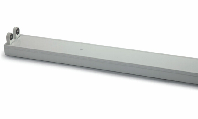 T8 2X20W 電感/電子 雙支平蓋支架/寬殼體620X84X70mm T8 2X20W 電感/電子 雙支平蓋支架/寬殼體620X84X70mm